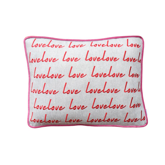LOVE PİKO İŞLEMELİ DEKORATİF YASTIK