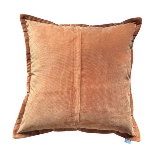 DESENLİ DEKORATİF YASTIK