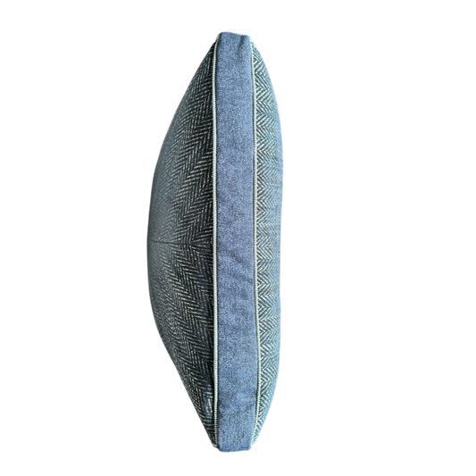 DESENLİ FAÇALI DEKORATİF YASTIK