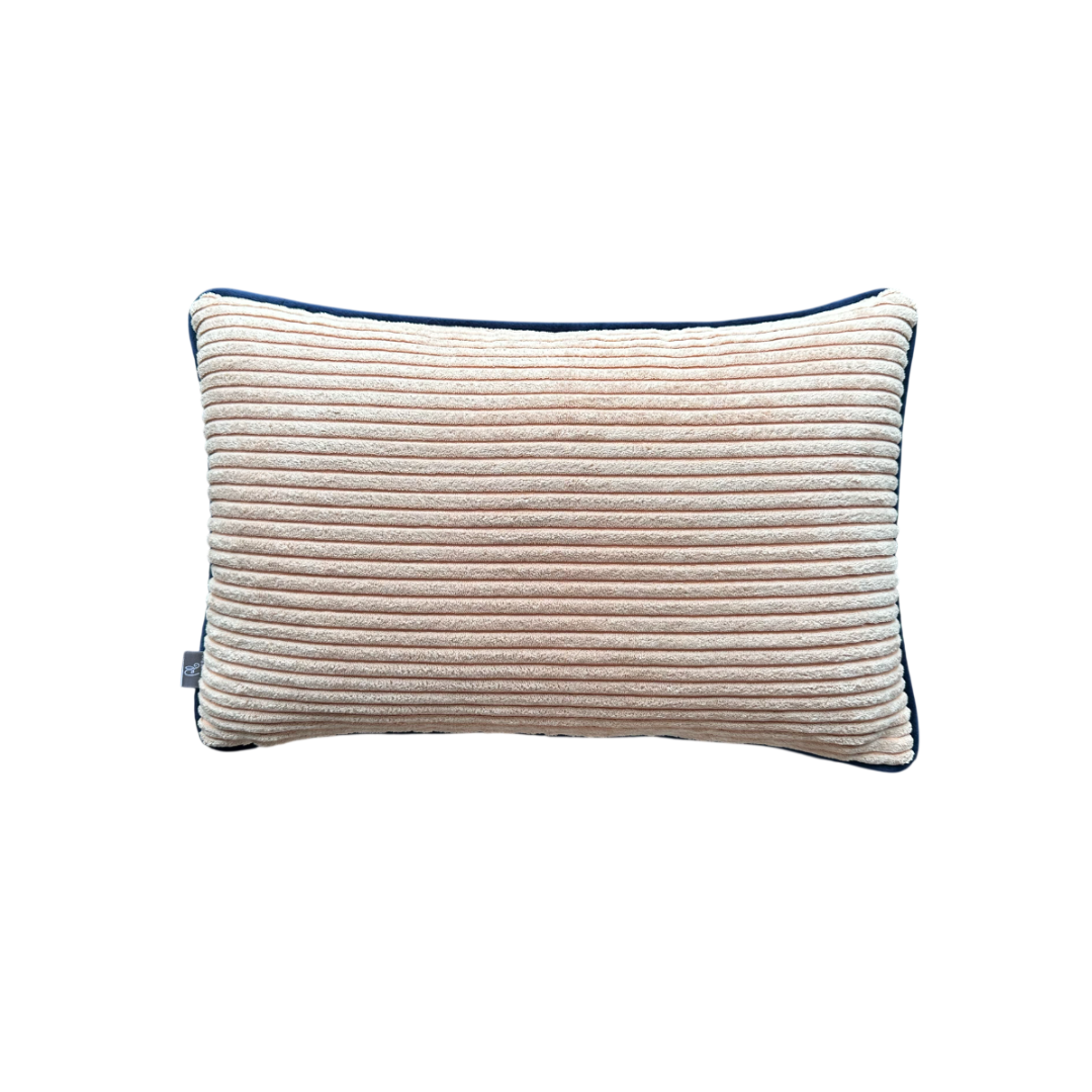 PİKOLU DİKDÖRTGEN YASTIK