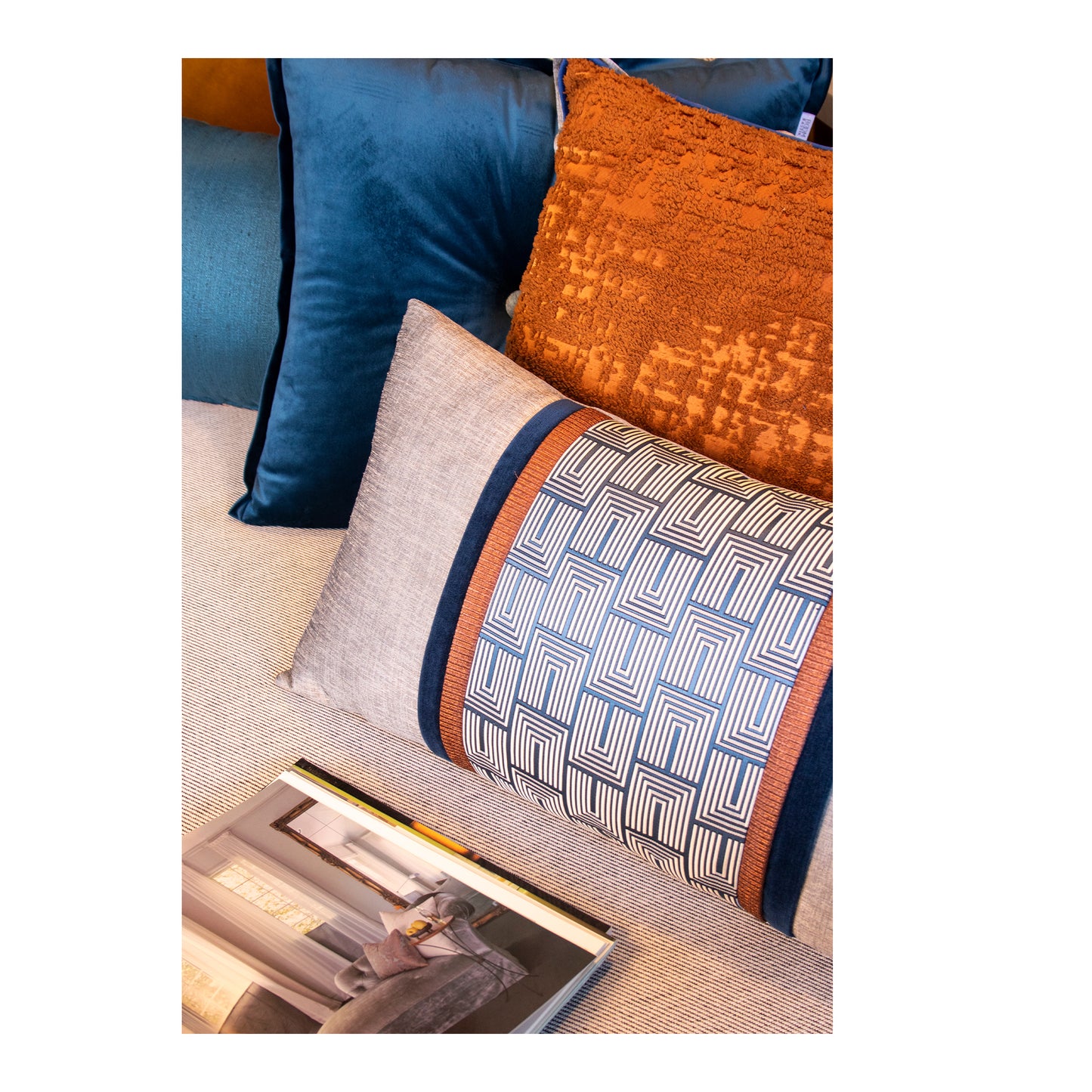 MINT BUTTONED PILLOW